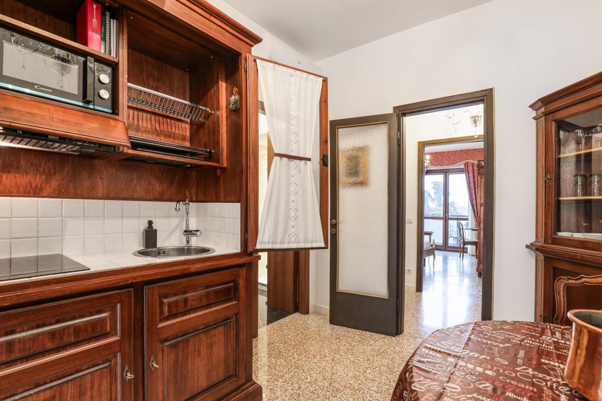 Suite Angolo Alla Stazione - Appartamento Con Terrazzo Panoramico Павия Екстериор снимка